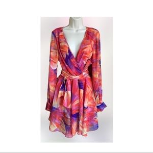 SPY ZONE EXCHANGE- Glamorous long-sleeved dress.